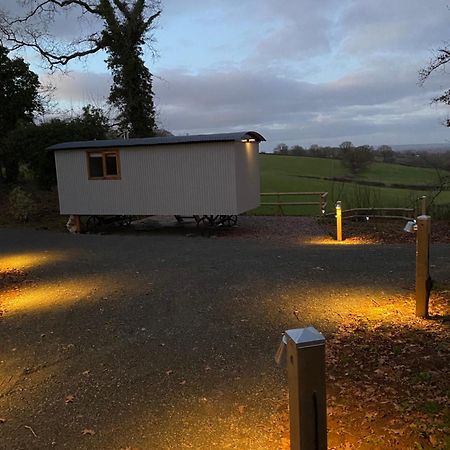 The Hereford Hut, Charming 1 Bedroom Shepherds Hut Callow Bagian luar foto